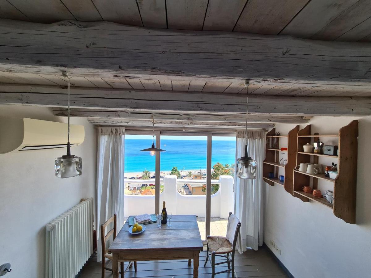Soqquadro Art&Relax - Spotorno Apartman Kültér fotó
