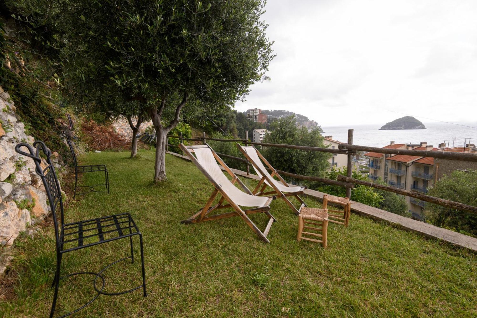 Soqquadro Art&Relax - Spotorno Apartman Szoba fotó