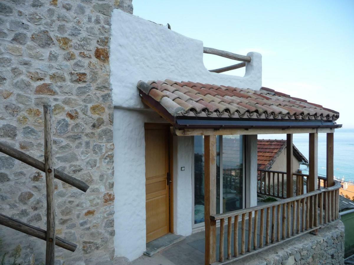 Soqquadro Art&Relax - Spotorno Apartman Kültér fotó