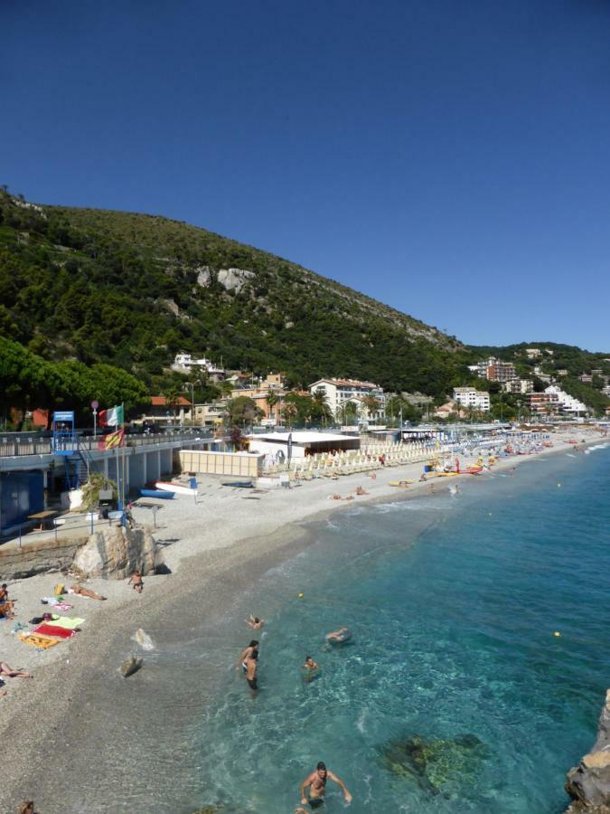 Soqquadro Art&Relax - Spotorno Apartman Kültér fotó