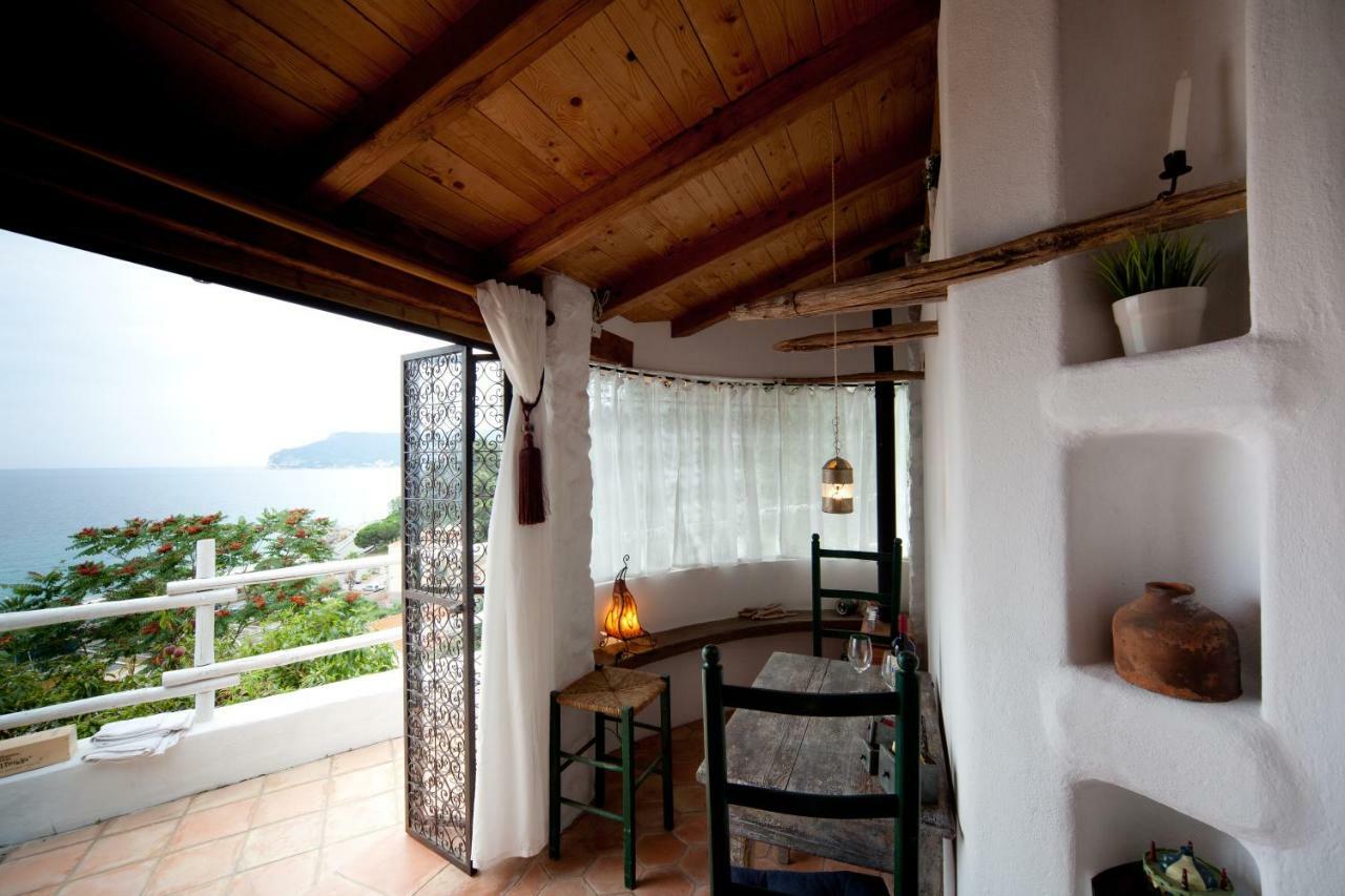 Soqquadro Art&Relax - Spotorno Apartman Kültér fotó