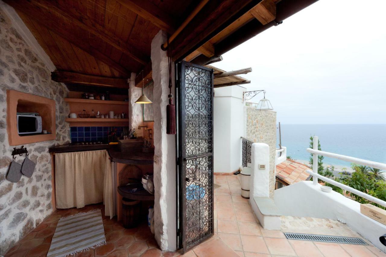 Soqquadro Art&Relax - Spotorno Apartman Kültér fotó